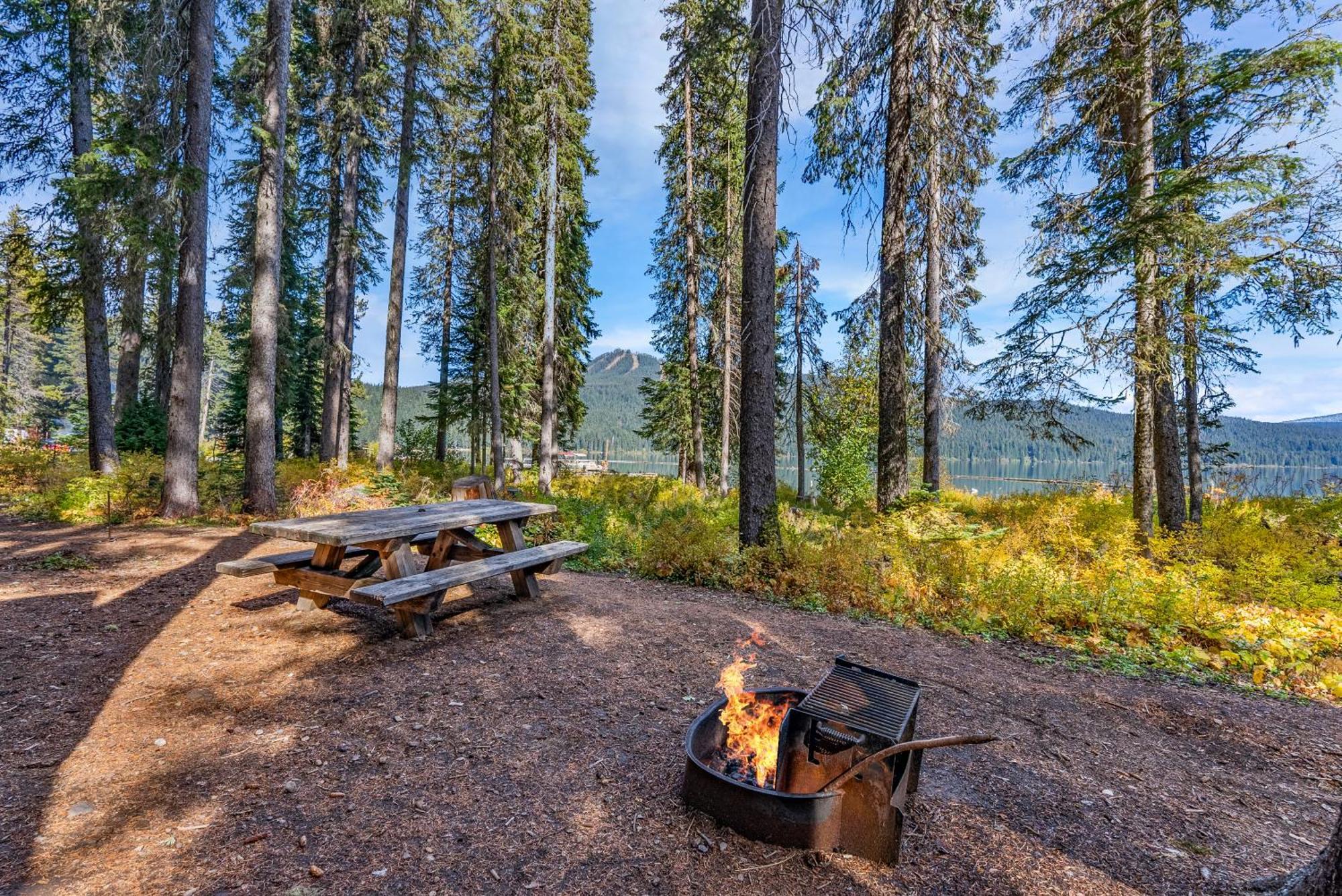 Shelter Cove Resort & Marina Odell Lake المظهر الخارجي الصورة